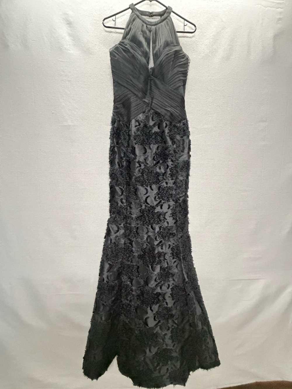 New Theia Crossover Halter Gown - size 4